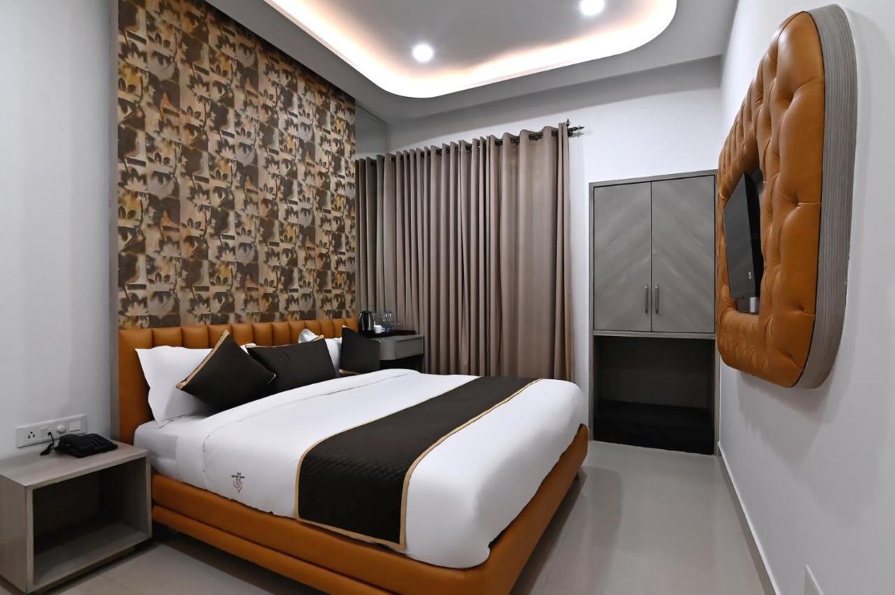 Hotel Golden Stay Amritsar Exterior foto