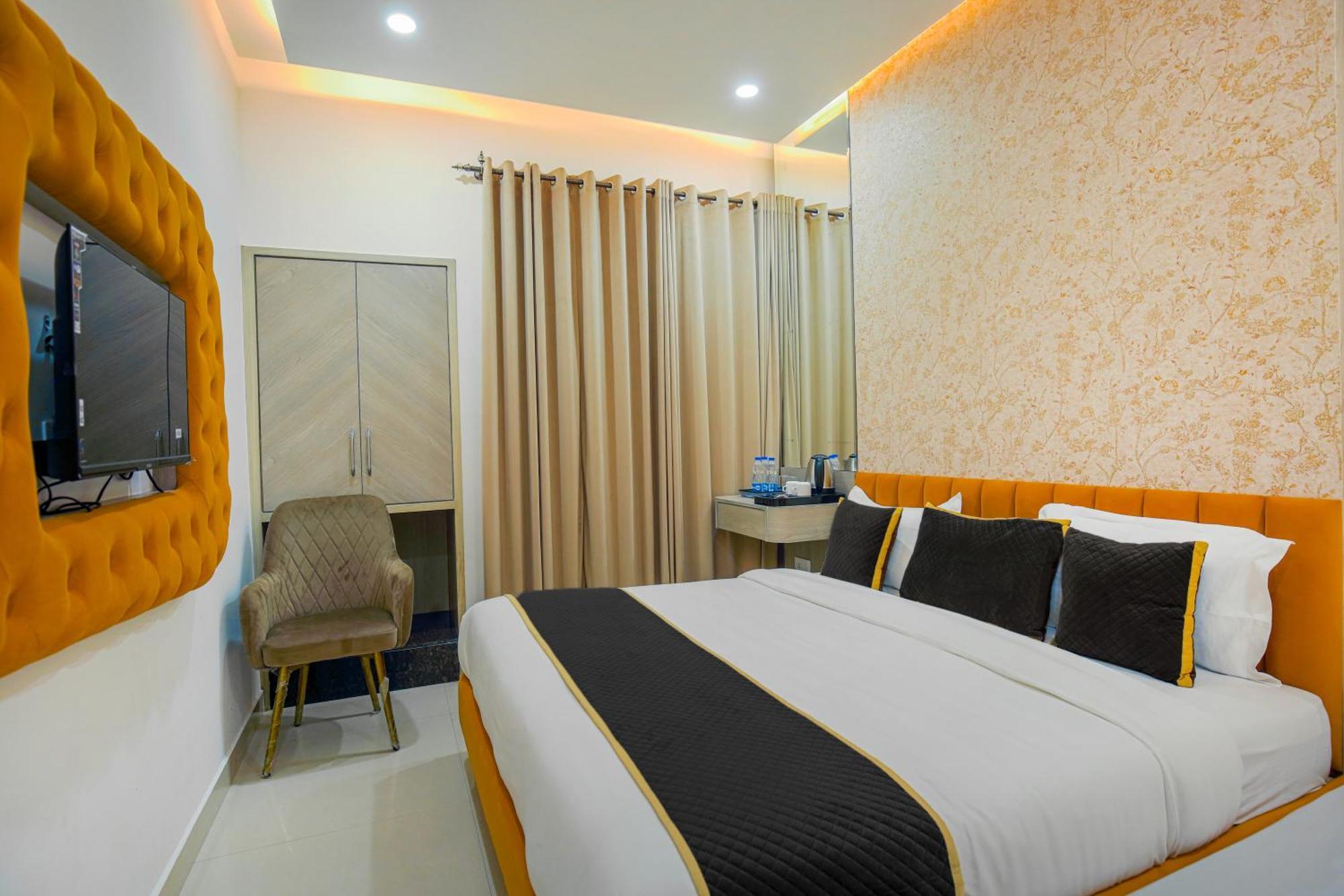 Hotel Golden Stay Amritsar Exterior foto